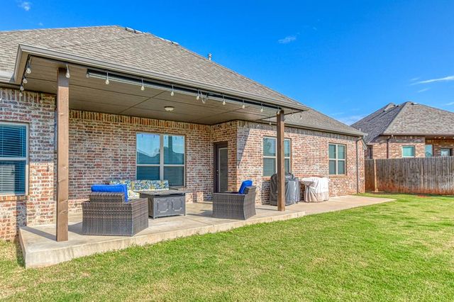 1616 Pendleton Place, Moore, OK 73160