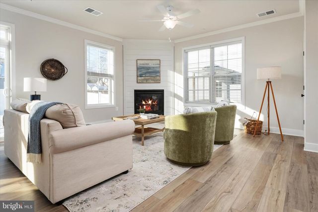 341 MARYLAND AVE, Edgewater, MD 21037