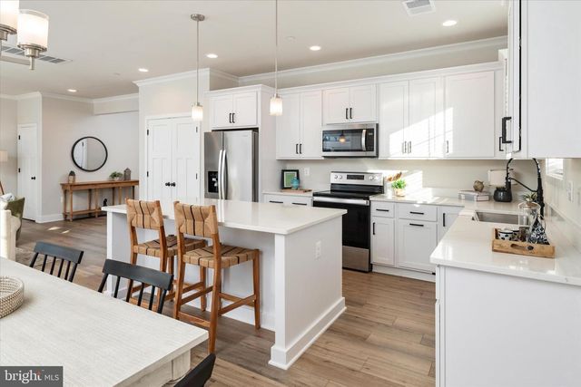 341 MARYLAND AVE, Edgewater, MD 21037