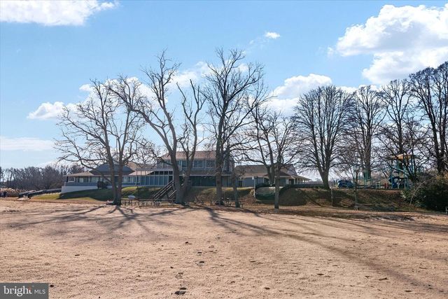 341 MARYLAND AVE, Edgewater, MD 21037