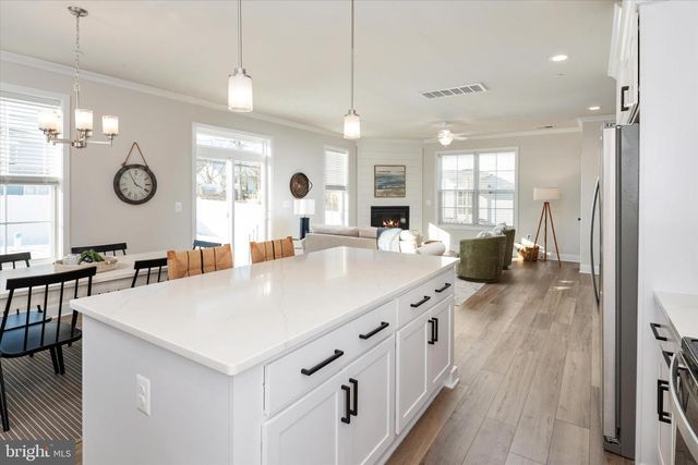 341 MARYLAND AVE, Edgewater, MD 21037