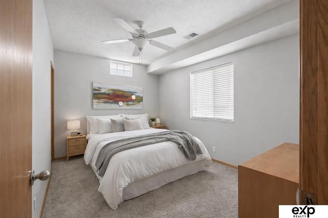 20022 Elkhorn Ridge Drive, Omaha, NE 68022