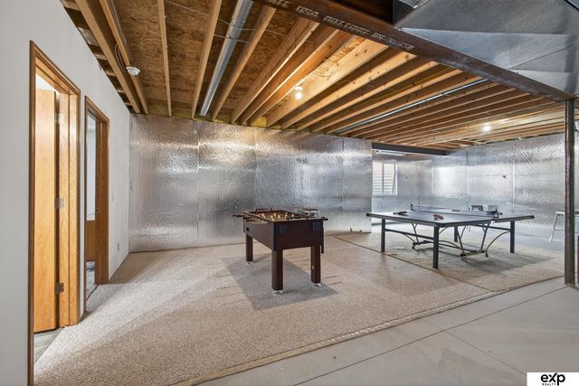 20022 Elkhorn Ridge Drive, Omaha, NE 68022