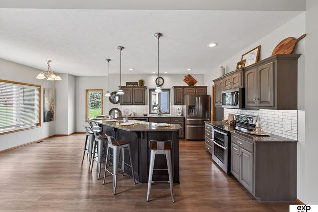 20022 Elkhorn Ridge Drive, Omaha, NE 68022