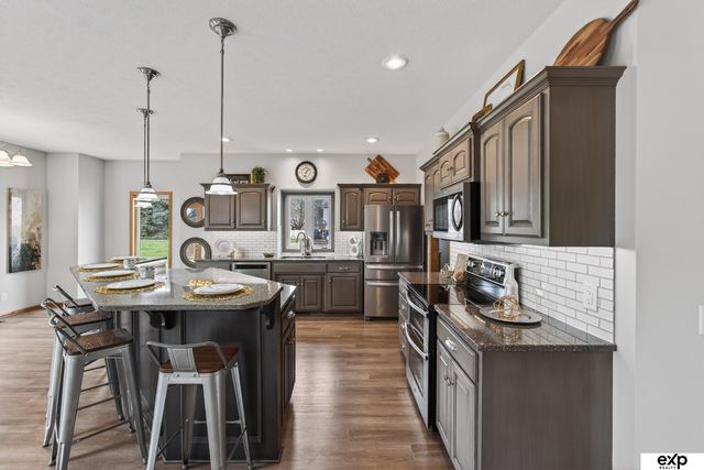 20022 Elkhorn Ridge Drive, Omaha, NE 68022