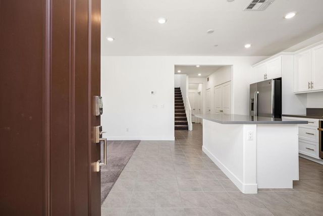 76305 Columbia Drive, Palm Desert, CA 92211