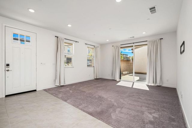 76305 Columbia Drive, Palm Desert, CA 92211