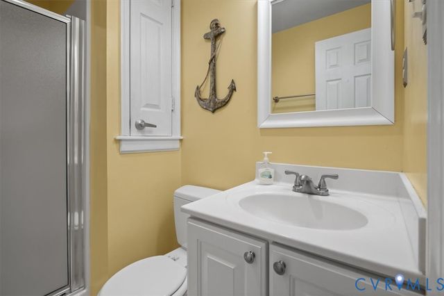26 Lake Ct, Bumpass, VA 23024