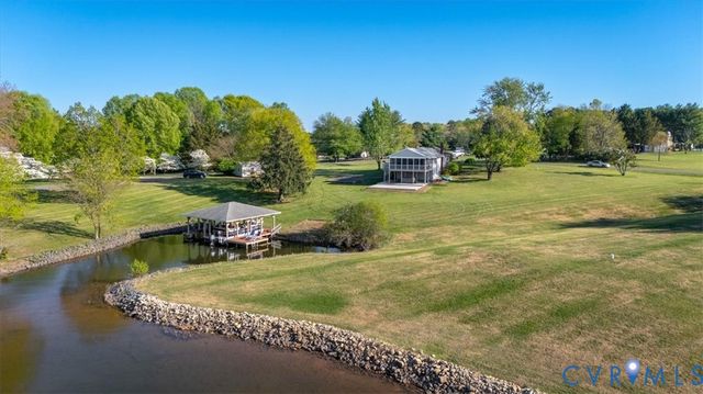 26 Lake Ct, Bumpass, VA 23024