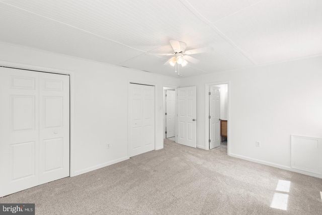 230 BLUE BELL LN, Strasburg, VA 22657