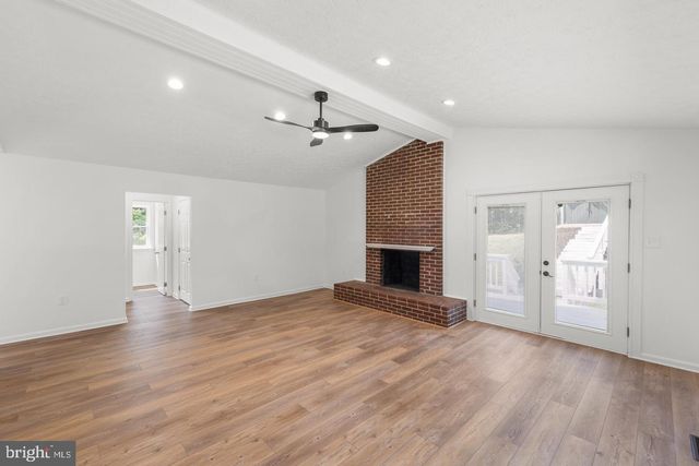 230 BLUE BELL LN, Strasburg, VA 22657