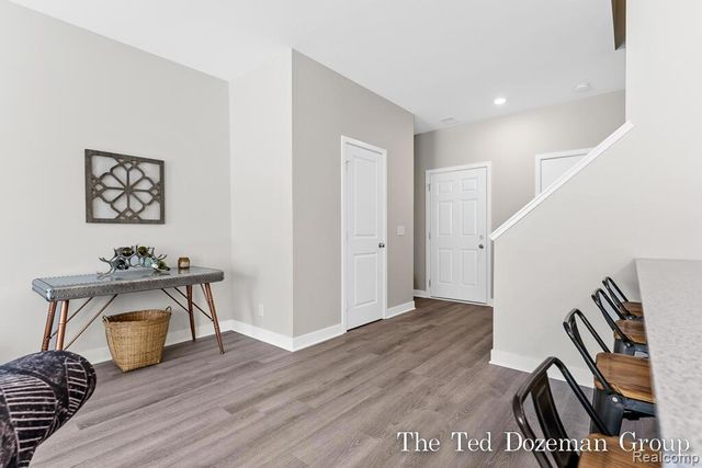 13614 Signature Drive, Holland, MI 49424