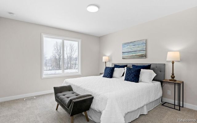 13614 Signature Drive, Holland, MI 49424