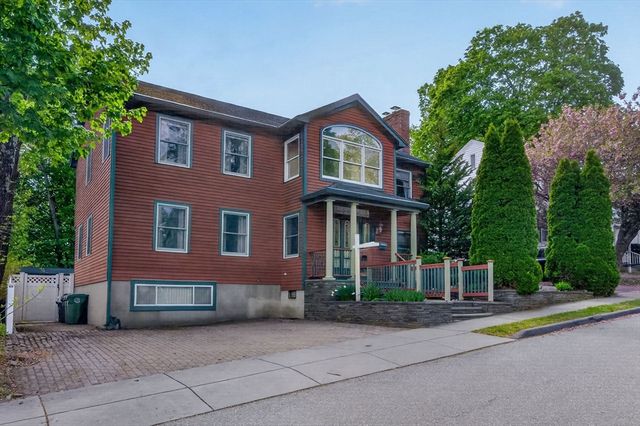 8 Hawthorne St, Watertown, MA 02472