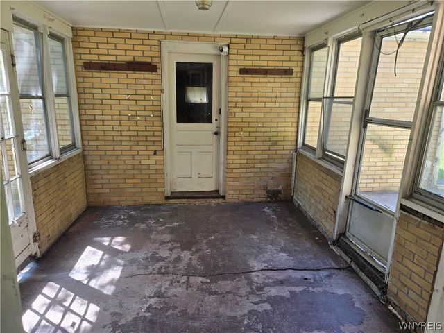 60 Rosewood Terrace, Cheektowaga, NY 14225