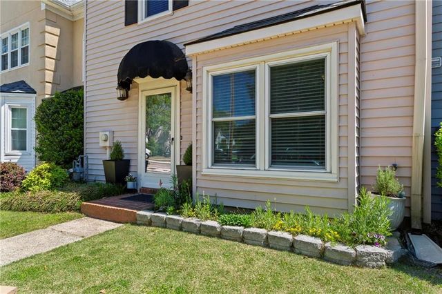 573 Salem Woods Drive SE, Marietta, GA 30067