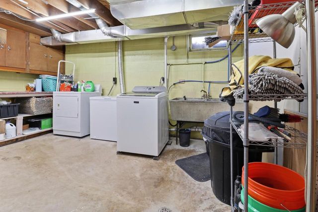 3947 E Adams AVENUE, Cudahy, WI 53110