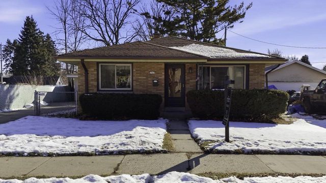 3947 E Adams AVENUE, Cudahy, WI 53110