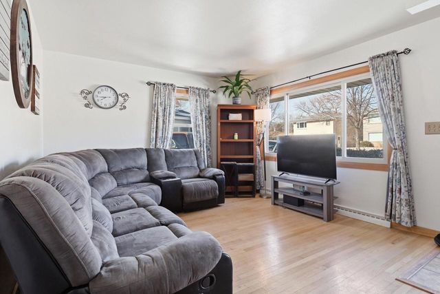 3947 E Adams AVENUE, Cudahy, WI 53110