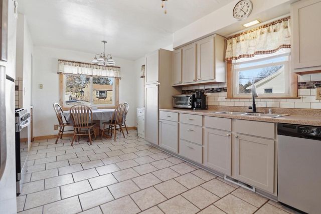 3947 E Adams AVENUE, Cudahy, WI 53110