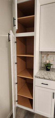 10724 Lacklink Road, St Louis, MO 63114