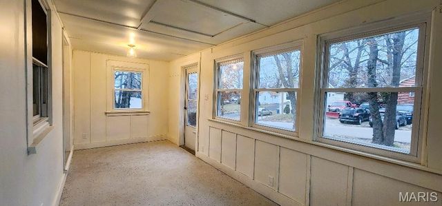 10724 Lacklink Road, St Louis, MO 63114