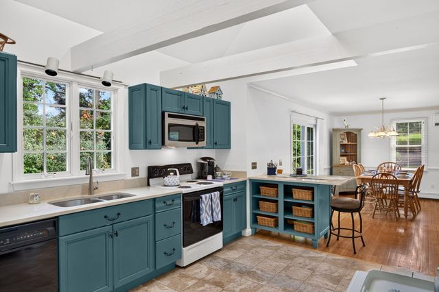 59 Ridgeport Drive, Harwich Port, MA 02646
