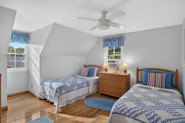 59 Ridgeport Drive, Harwich Port, MA 02646