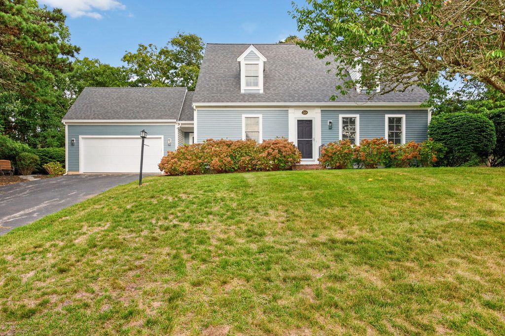 59 Ridgeport Drive, Harwich Port, MA 02646