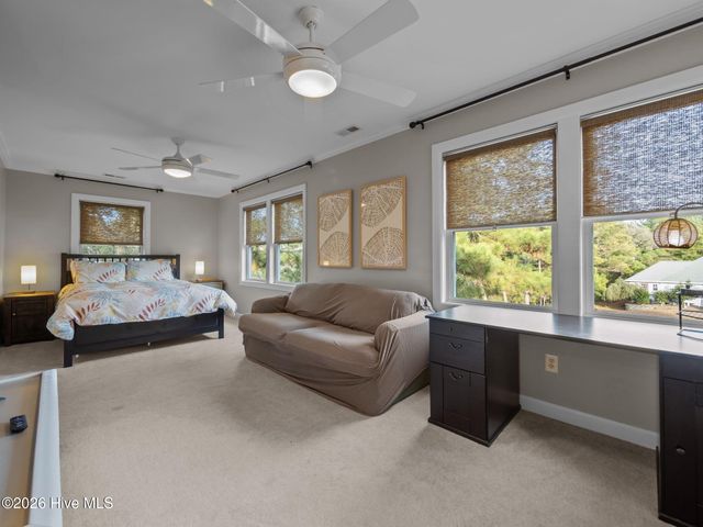 9804 Heath Place, Emerald Isle, NC 28594