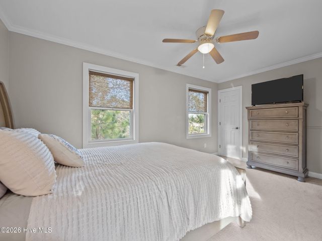 9804 Heath Place, Emerald Isle, NC 28594