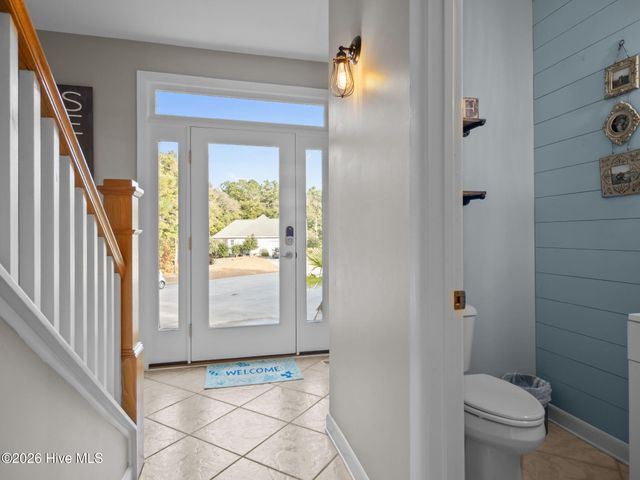 9804 Heath Place, Emerald Isle, NC 28594