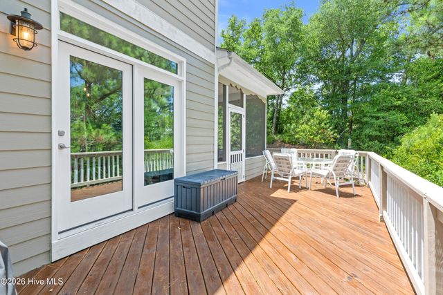 9804 Heath Place, Emerald Isle, NC 28594