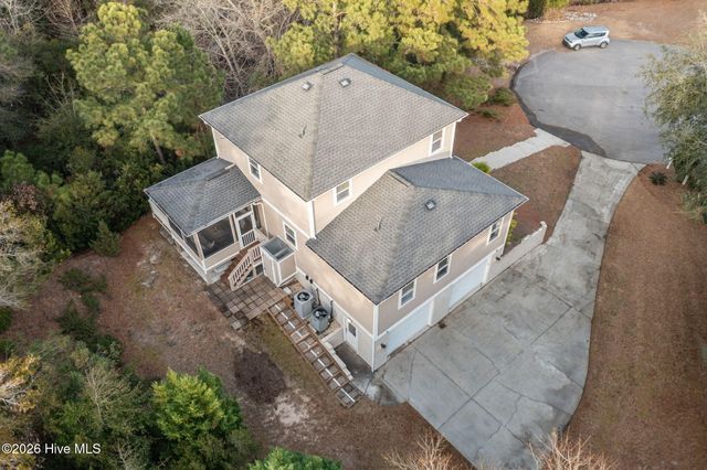 9804 Heath Place, Emerald Isle, NC 28594