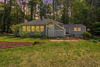 400 Loomis St, Westfield, MA 01085