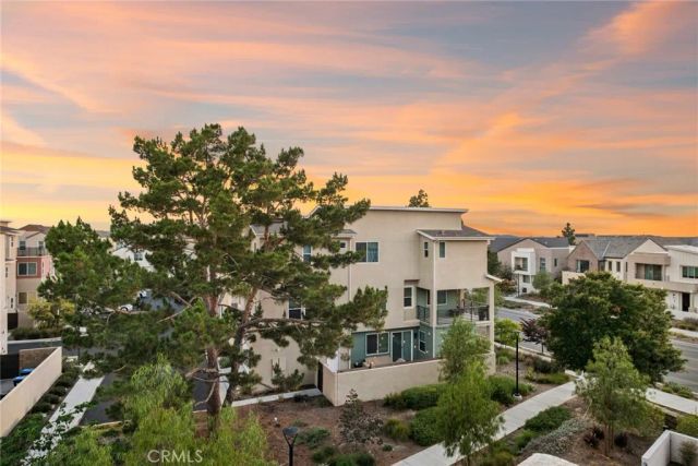327 Baluster, Irvine, CA 92618