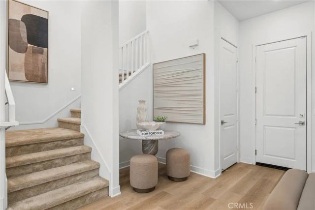 327 Baluster, Irvine, CA 92618