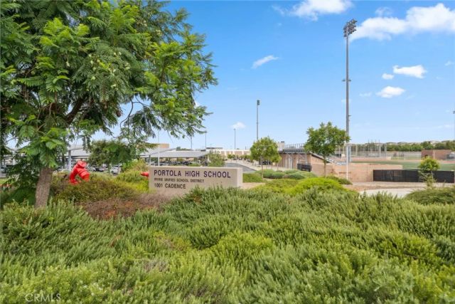 327 Baluster, Irvine, CA 92618