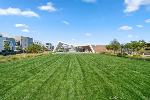 327 Baluster, Irvine, CA 92618