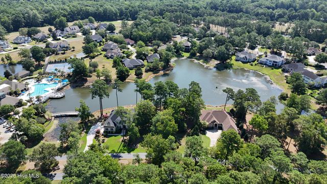 521 Lindgrove Place SW, Ocean Isle Beach, NC 28469