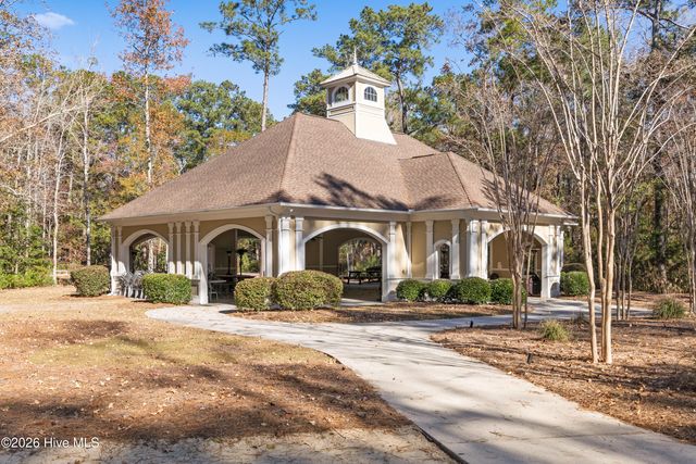 521 Lindgrove Place SW, Ocean Isle Beach, NC 28469