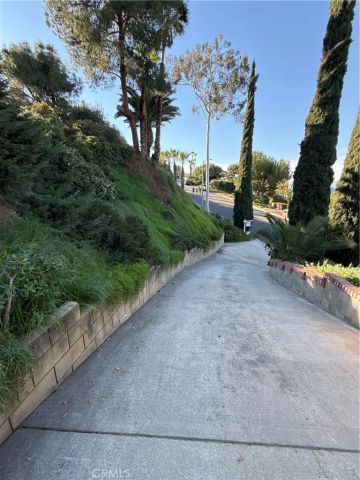 25051 Crestview, Loma Linda, CA 92354