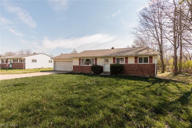 19157 Howe Road, Strongsville, OH 44136