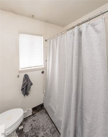 19157 Howe Road, Strongsville, OH 44136