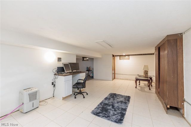 19157 Howe Road, Strongsville, OH 44136