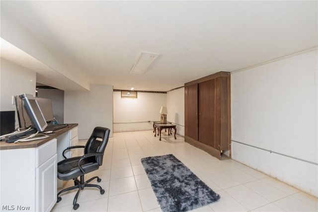 19157 Howe Road, Strongsville, OH 44136