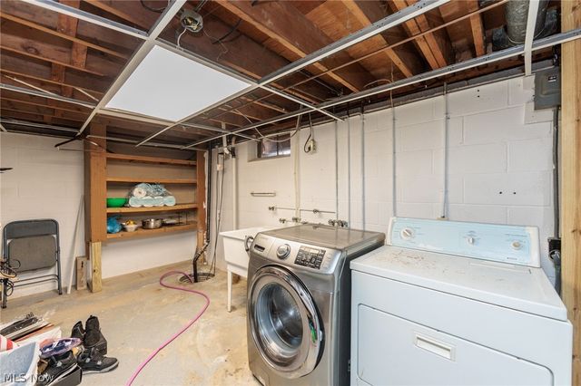19157 Howe Road, Strongsville, OH 44136