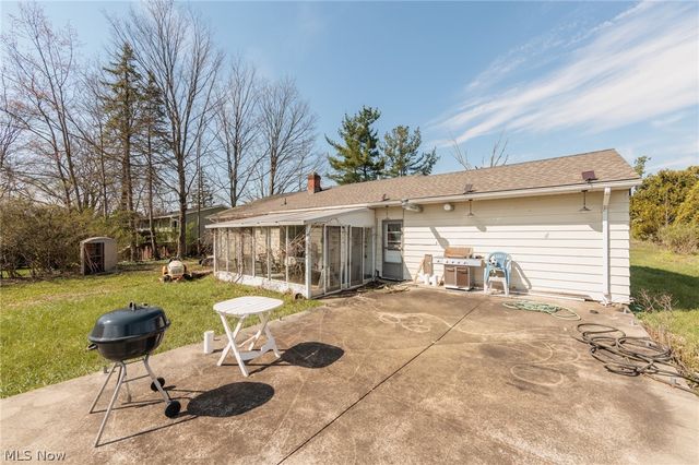 19157 Howe Road, Strongsville, OH 44136