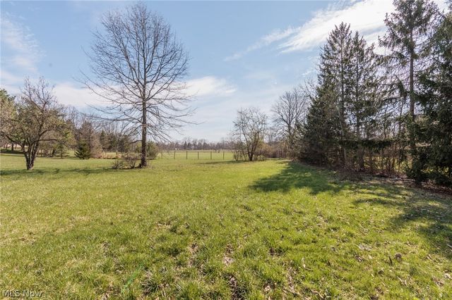 19157 Howe Road, Strongsville, OH 44136