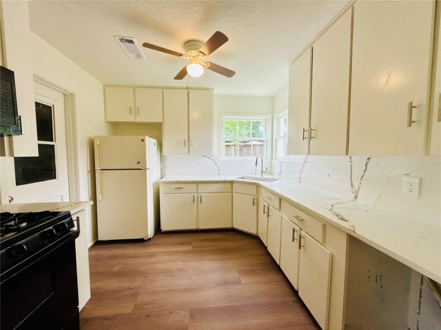 1302 Lamesa Avenue, Pasadena, TX 77506